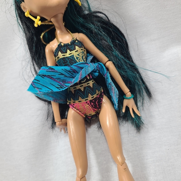 Monster High Cleo De Nile 13 Wishes Desert Fright Oasis Beach Play Doll - Picture 6 of 9